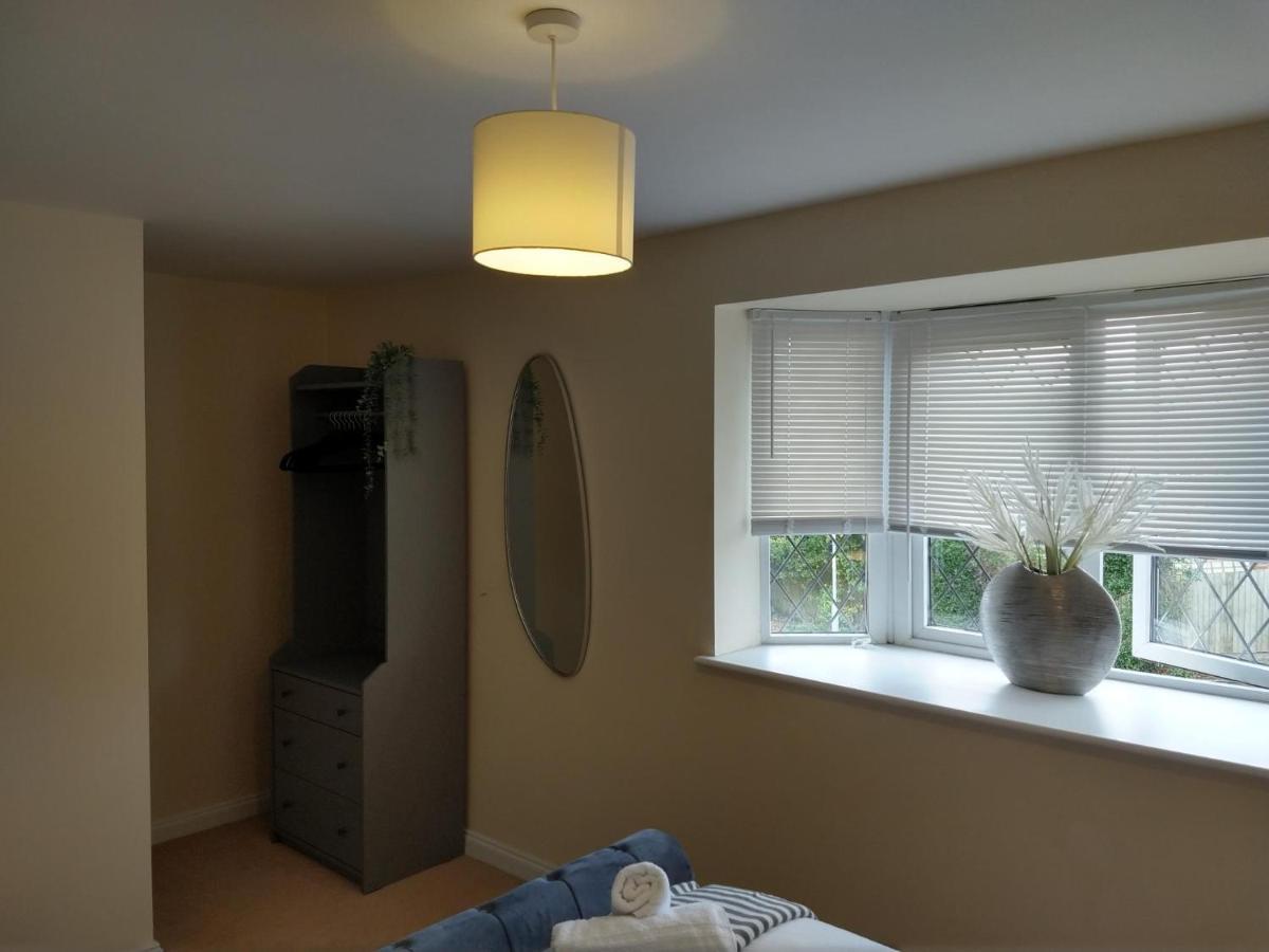 Sunningdale Homely Detached Family/Contractor 3 Bed House Grantham Exterior photo